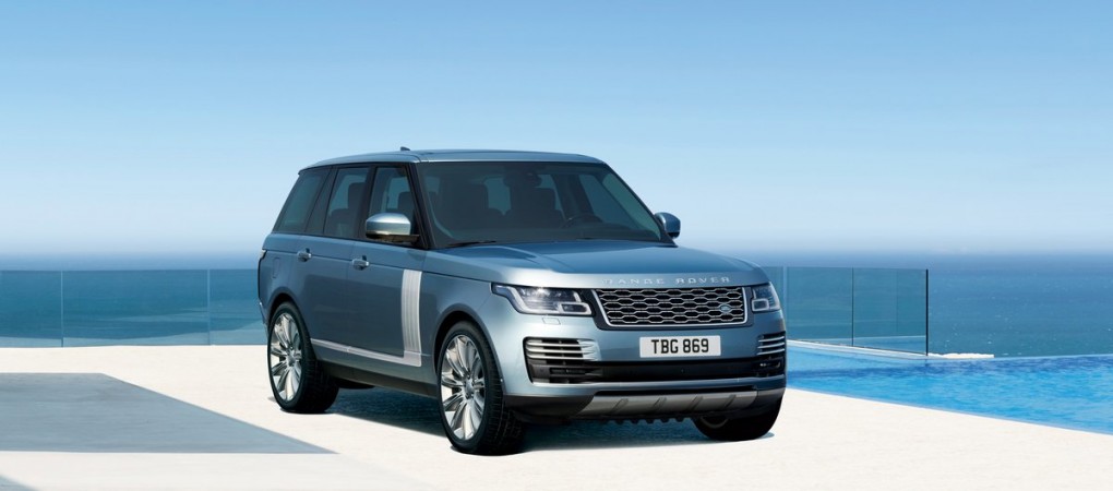 2018 Land Rover Range Rover comes with Executive Class rear seating 2018 Land Rover Range Rover
