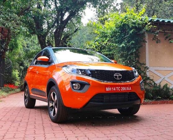 Tata Nexon AMT will also debut new Etna Orange body color with Sonic Silver roof Tata Nexon AMT