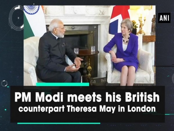 PM Modi and his counterpart Theresa May in London modi in england