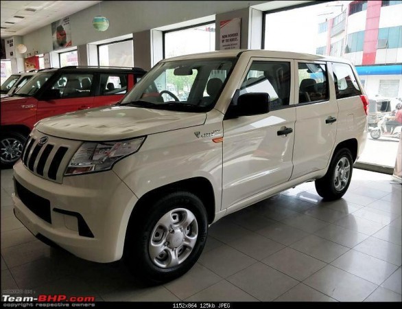 Mahindra TUV300 Plus at an unidentified dealership Mahindra TUV300 Plus