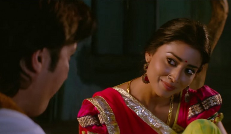 Shriya Saran in Phamous. Shriya Saran in Hindi film Phamous