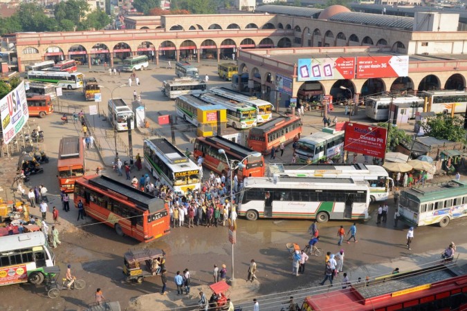 Some of the GCC states have eased visa regulations for Indians in an apparent move to attract foreign tourists and thereby diversify their economies away from oil. bus stand