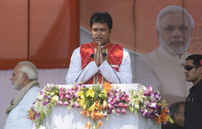 Internet, Hayden, paan shops…Biplab Deb nails it, literally!