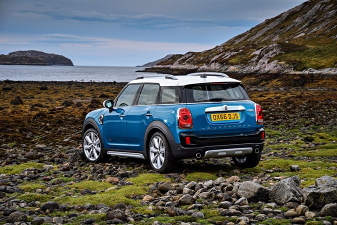New Mini Countryman is based on the UKL platform that also underpins BMW X1 New Mini Countryman