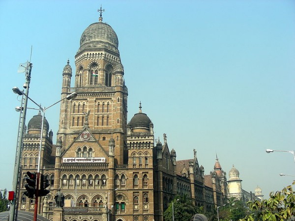 BMC has clarified that Kemps Corner flyover is safe. BMC