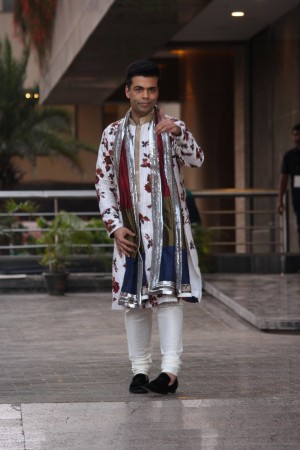 Karan Johar Varinder Chawla Sonam kapoor and Anand Ahuja Sangeet