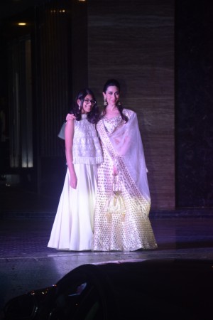 Karishma Kapoor with daughter Sonam kapoor and Anand Ahuja Sangeet
