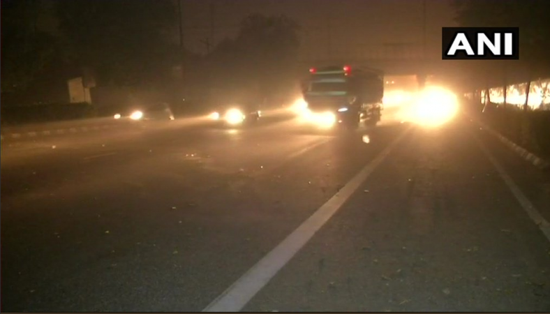 Delhi witnessed a major dust storm Monday, with winds of up to 70 kilometers per hour Delhi dust storm
