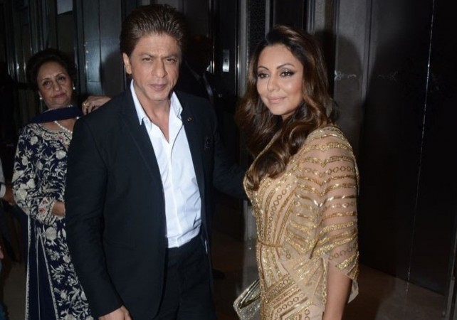 Shah Rukh Khan's wife Gauri Khan was disappointed with success of his debut movie. Shah Rukh khan, Gauri Khan