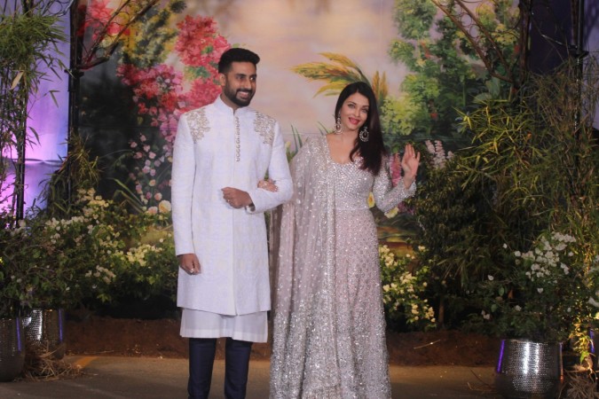 Abhishek Bachchan, Aishwarya Rai at Sonam Kapoor-Anand Ahuja's reception Abhishek Bachchan, Aishwarya Rai