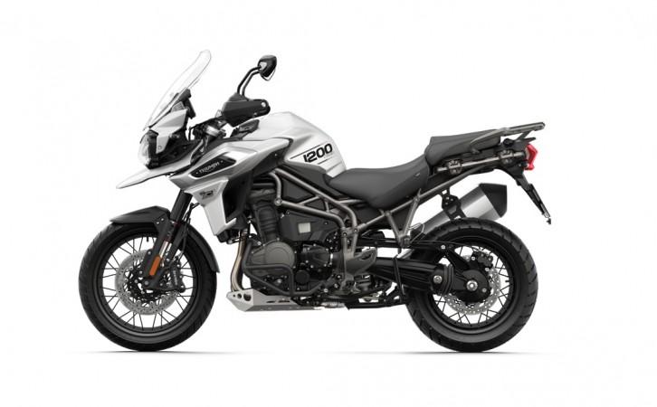 2018 Triumph Tiger 1200 draws power to the 1,215cc in-line three-cylinder engine 2018 Triumph Tiger 1200