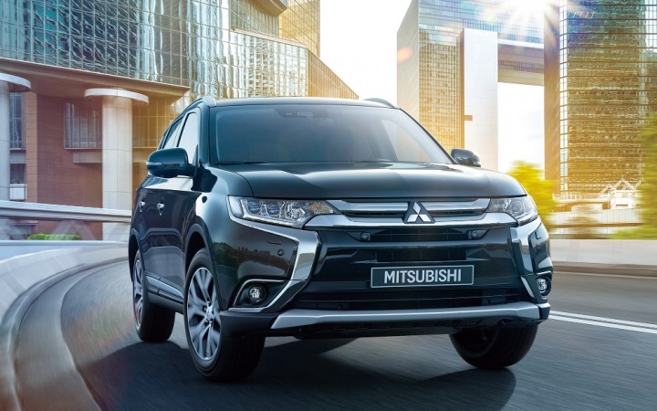 2018 Mitsubishi Outlander will be priced around Rs 32 lakh, ex-showroom Bengaluru 2018 Mitsubishi Outlander