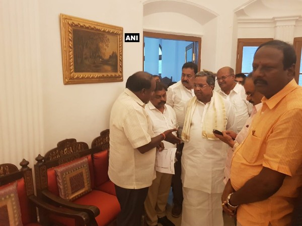 HD Kumaraswamy, Siddaramaiah, Ghulam Nabi Azad, DK Shivakumar and other Congress MLAs. KARNATAKA ASSEMBLY ELECTIONS