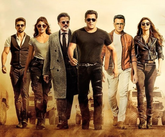 Race 3 box office collection day 5: Salman Khan’s movie inches towards Rs 150 crore mark Race 3, Salman Khan, Bobby Deol, Anil Kapoor, Jacqueline Fernandez, Daisy Shah, Saqib Saleem, Freddy Daruwala