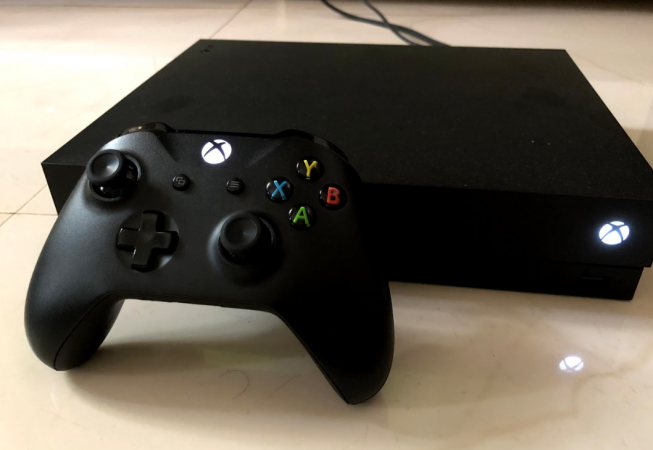 Microsoft Xbox One X is currently ultimate gaming console in the market. Microsoft, Xbox One X, review
