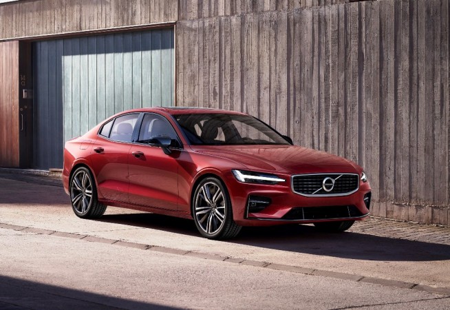 2019 Volvo S60 is based on the Scalable Product Architecture (SPA) platform 2019 Volvo S60