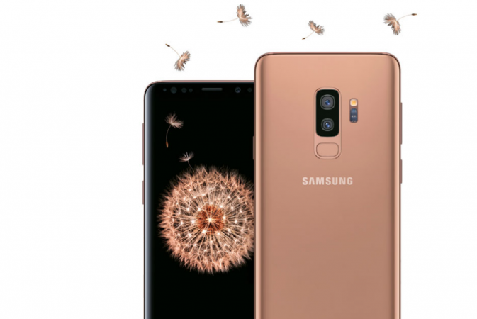 Samsung Galaxy S9 Plus Sunrise Gold comes in 6GB RAM 128GB storage option for Rs 68,900. Samsung, Galaxy S9 Plus, Sunrise Gold,