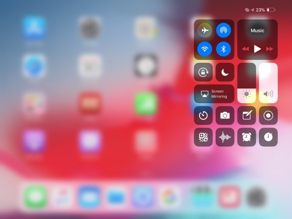 Control Centre in iOS 12 on iPad Control Centre in iOS 12 on iPad