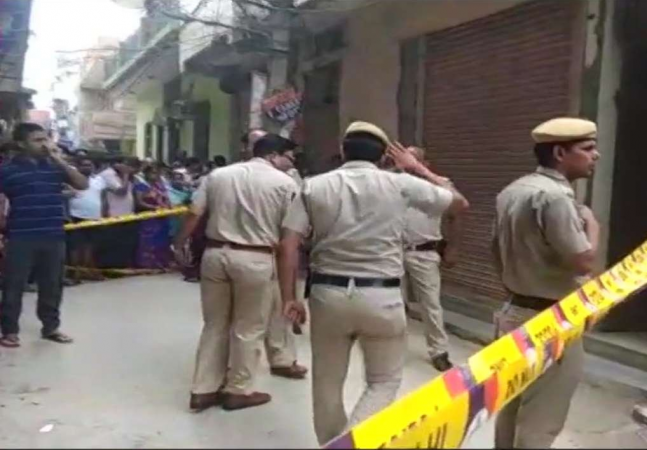 The house bore no signs of ransacking or theft and even the jewellery on the women was untouched, due to which he investigators remained clueless for hours. Burari family mass suicide