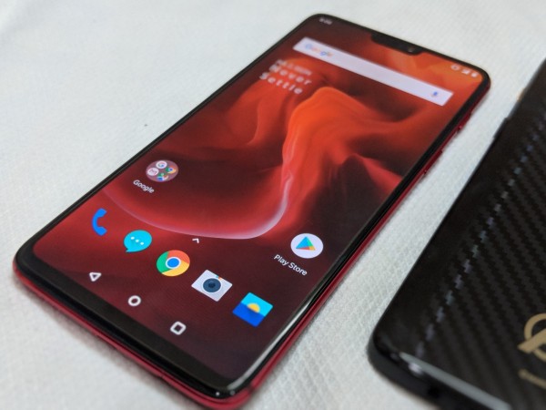 OnePlus 6 Red hands-on photos OnePlus 6 Red hands-on photos