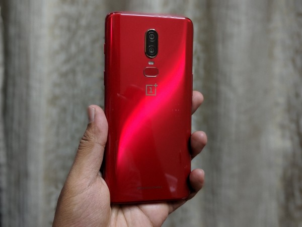 OnePlus 6 Red comes in 8GB RAM and 128GB storage OnePlus 6 Red hands-on photos