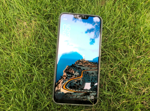 Asus Zenfone 5Z comes with full HD screen having 19:9 aspect ratio. Asus, Zenfone 5Z, hands-on, review India, launch, price, specs