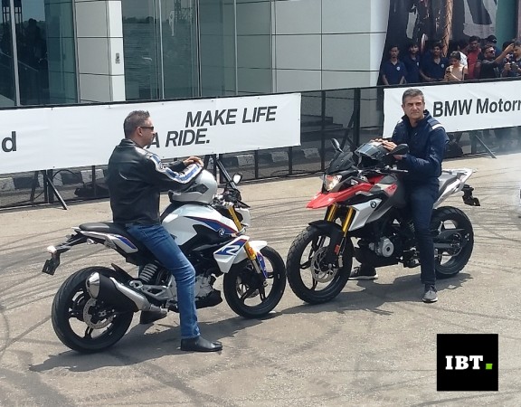 BMW Motorrad head honchos astride G 310 R (white) and G 310 GS (red) BMW G 310 R and G 310 GS