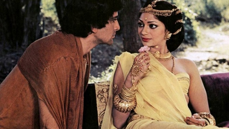 Shashi Kapoor and Simi Garewal in a movie Shashi Kapoor and Simi Garewal in a movie