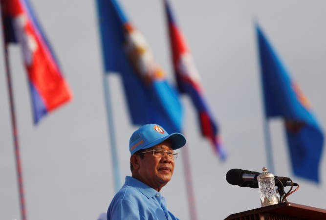 President of the Cambodian People's Party (CPP) and Cambodia's Prime Minister Hun Sen attends a campaign on final day in Phnom Penh, Cambodia, July 27, 2018. Cambodia's Prime Minister Hun Sen