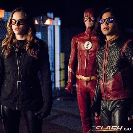Caitlin Snow, The Flash and Vibe in a scene from The Flash. The Flash