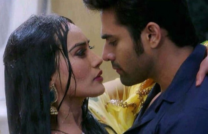 Surbhi Jyoti and Pearl V Puri in Naagin 3 Surbhi Jyoti and Pearl V Puri in Naagin 3