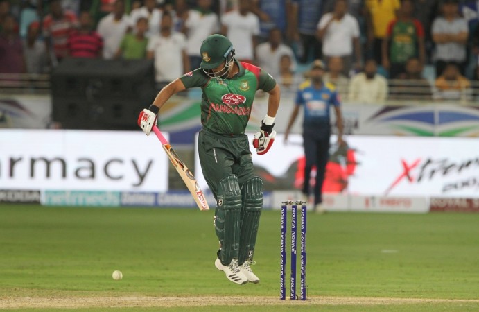 File photo of Tamim Iqbal batting with a fractured wrist. Tamim Iqbal