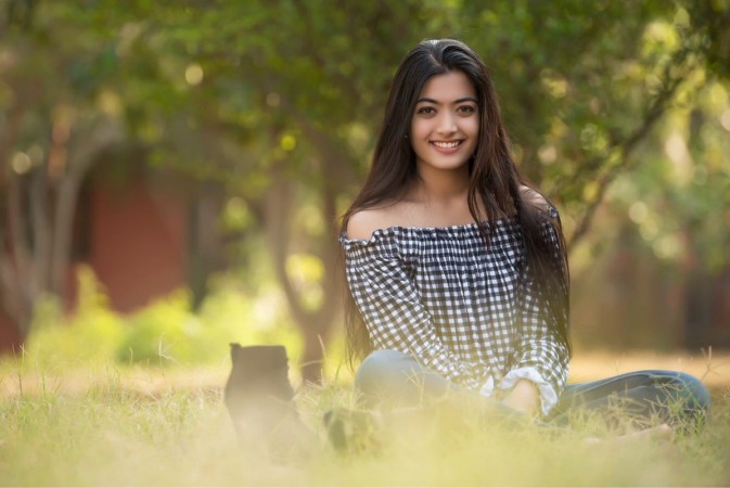 When Rashmika Mandanna left blushing over cute marriage 