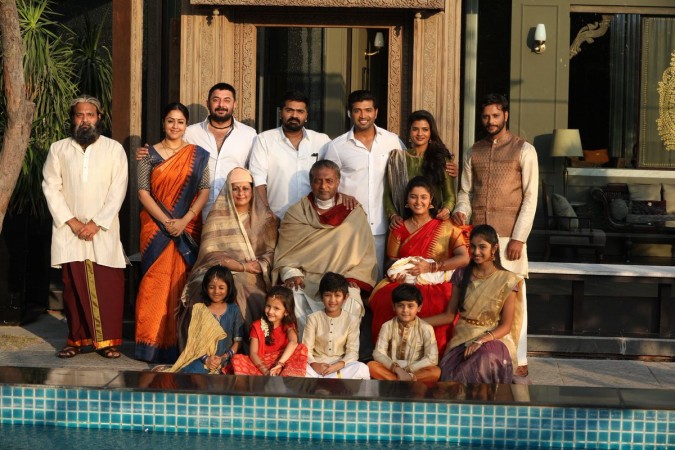 Chekka Chivantha Vaanam. Chekka Chivantha Vaanam