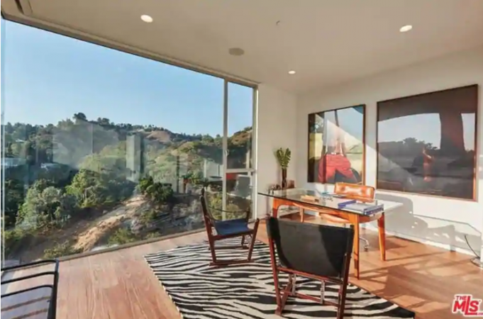 Priyanka Chopra and Nick Jonas mansion. Priyanka Chopra and Nick Jonas mansion.