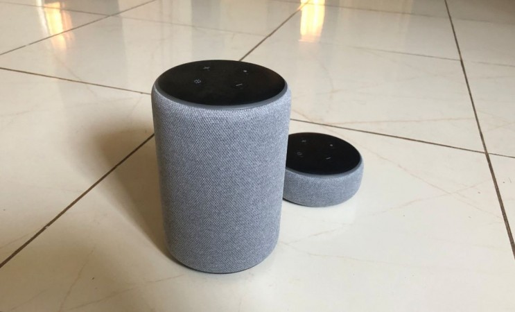 Both the new Amazon Echo Plus (left) and Echo Dot (right) come with Pebble stone-inspired curvaceous design. Amazon, Echo Plus 2nd Gen, Echo Dot 3rd gen, review, India, launch, price