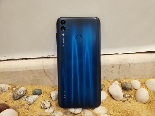 Honor 8C design Honor 8C design