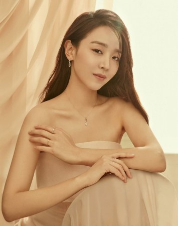 Shin Hye Sun