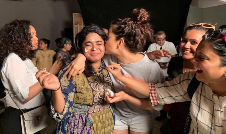 Ashwiny Iyer Tiwari and Kangana Ranaut Ashwiny Iyer Tiwari and Kangana Ranaut
