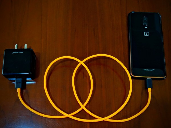 OnePlus Warp Charge 30 in action OnePlus Warp Charge 30 in action