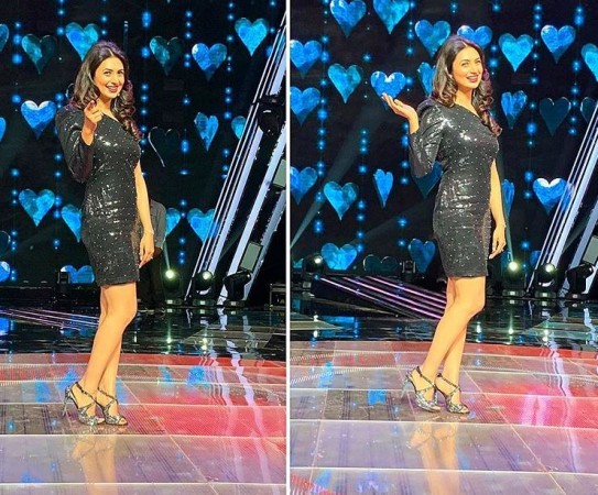 Divyanka Tripathi Dahiya Divyanka Tripathi Dahiya as host of The Voice