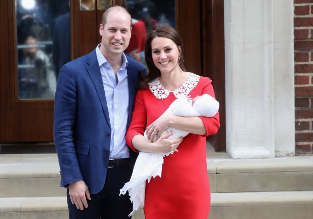 Prince William, Duke of Cambridge and Catherine, Duchess of Cambridge depart the Lindo Wing with their new born son Prince Louis of Cambridge at St Mary's Hospital on April 23, 2018 in London, England. Kate Middleton and Prince William