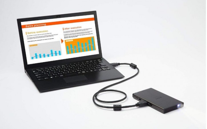 Sony MP-CD1 Compact Pocket Size Mobile Projector can be used to do presentation by connecting it to the laptop. Sony, compact projector