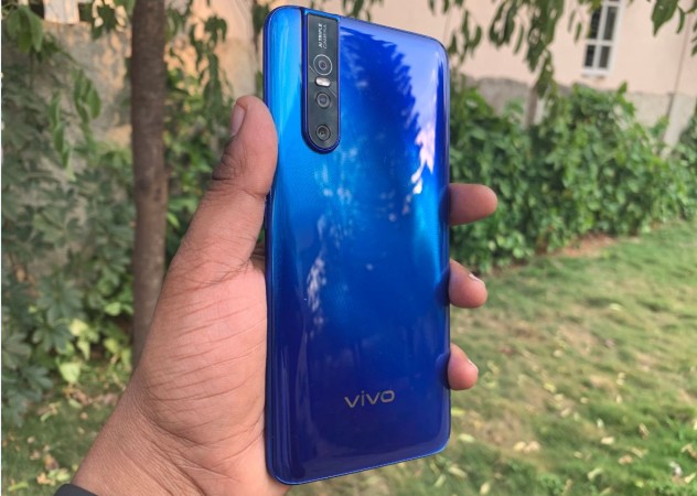 Vivo V15 Pro is one of the best looking phone in the mid-range segment. Vivo, V15 Pro, first impression