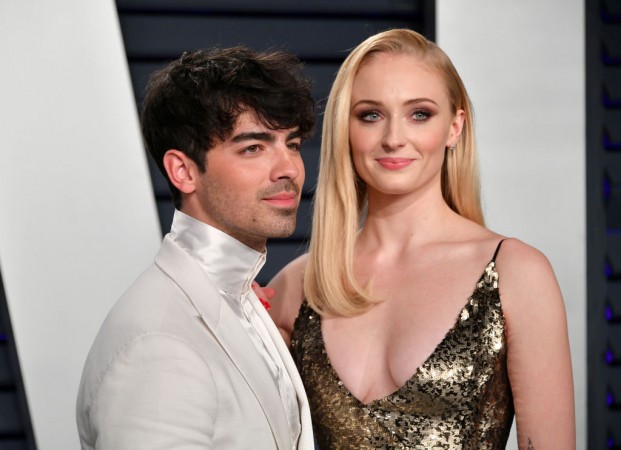 Joe Jonas (L) and Sophie Turner attend the 2019 Vanity Fair Oscar Party. Sophie Turner