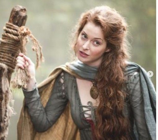 Esme bianco the magicians