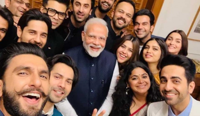 Narendra Modi with Bollywood celebs Narendra Modi with Bollywood celebs