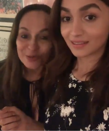 Alia Bhatt Insta Story with her mom Soni Razdan. Alia Bhatt Insta Story with her mom Soni Razdan