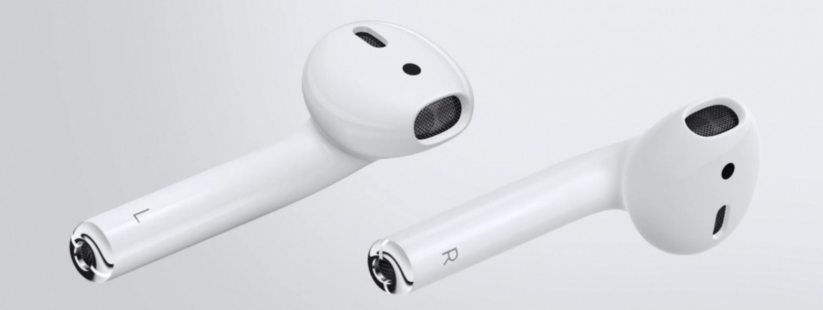 Apple AirPods 2 comes with 50-percent more listening time compared to the predecessor. Apple, AirPods 2, India, launch, price, features