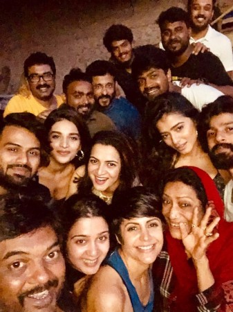 Puri Jagannadh, Charmee, Mandira Bedia, Dhivyadharshini on the sets of Romantic. Dhivyadharshini with Romantic Team